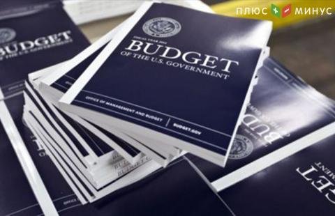 Дефицит бюджета США в марте упал на 30%